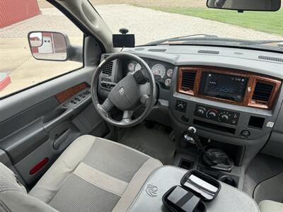 2006 Dodge Ram 3500 ST   - Photo 17 - Shirley, IN 47384