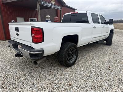 2017 Chevrolet Silverado 3500 LTZ   - Photo 2 - Shirley, IN 47384