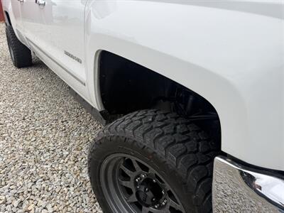 2017 Chevrolet Silverado 3500 LTZ   - Photo 17 - Shirley, IN 47384