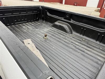 2017 Chevrolet Silverado 3500 LTZ   - Photo 15 - Shirley, IN 47384