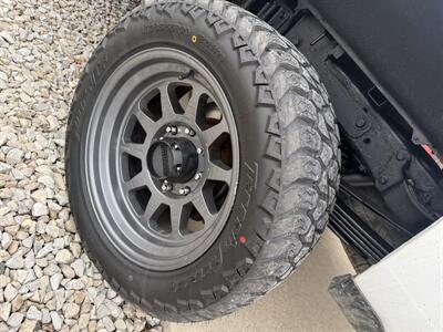 2017 Chevrolet Silverado 3500 LTZ   - Photo 21 - Shirley, IN 47384