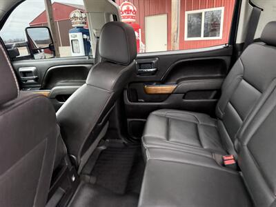 2017 Chevrolet Silverado 3500 LTZ   - Photo 28 - Shirley, IN 47384