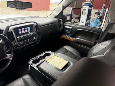 2017 Chevrolet Silverado 3500 LTZ   - Photo 30 - Shirley, IN 47384