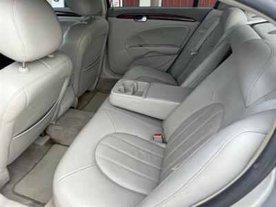2009 Buick Lucerne CXL   - Photo 21 - Shirley, IN 47384