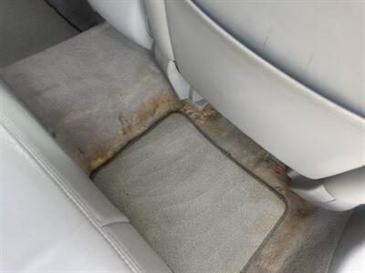 2009 Buick Lucerne CXL   - Photo 13 - Shirley, IN 47384