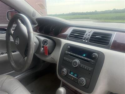 2009 Buick Lucerne CXL   - Photo 14 - Shirley, IN 47384