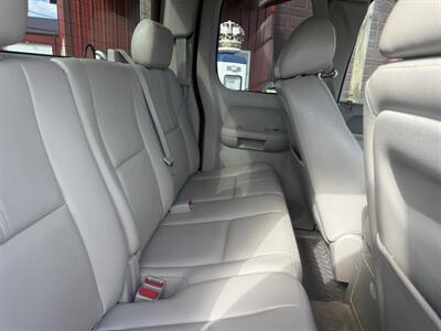 2013 GMC Sierra 2500 SLE   - Photo 8 - Shirley, IN 47384