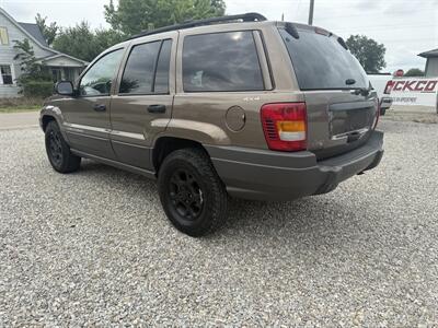 2001 Jeep Grand Cherokee Laredo 4dr Laredo   - Photo 3 - Shirley, IN 47384