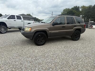 2001 Jeep Grand Cherokee Laredo 4dr Laredo   - Photo 1 - Shirley, IN 47384