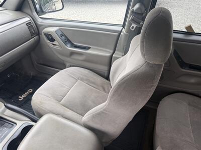 2001 Jeep Grand Cherokee Laredo 4dr Laredo   - Photo 15 - Shirley, IN 47384