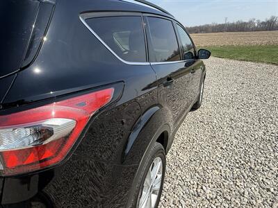 2017 Ford Escape SE   - Photo 5 - Shirley, IN 47384