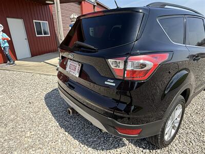 2017 Ford Escape SE   - Photo 6 - Shirley, IN 47384