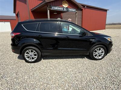 2017 Ford Escape SE   - Photo 2 - Shirley, IN 47384