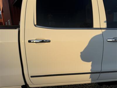 2016 GMC Sierra 2500 Denali - Photo 11 - Shirley, IN 47384