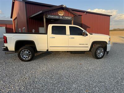 2016 GMC Sierra 2500 Denali - Photo 4 - Shirley, IN 47384