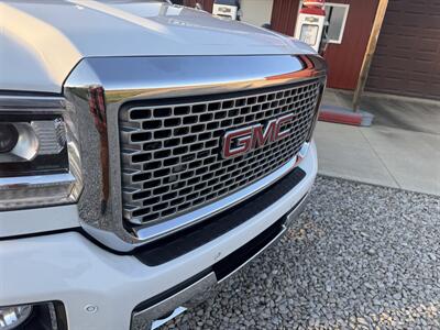 2016 GMC Sierra 2500 Denali - Photo 7 - Shirley, IN 47384
