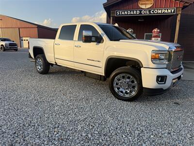 2016 GMC Sierra 2500 Denali - Photo 6 - Shirley, IN 47384