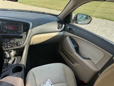 2012 Kia Optima LX   - Photo 9 - Shirley, IN 47384