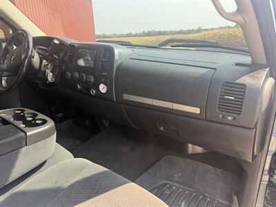 2007 Chevrolet Silverado 2500 LT Truck 2dr Regular Cab   - Photo 33 - Shirley, IN 47384