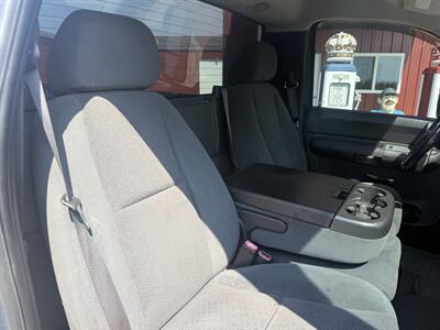 2007 Chevrolet Silverado 2500 LT Truck 2dr Regular Cab   - Photo 32 - Shirley, IN 47384