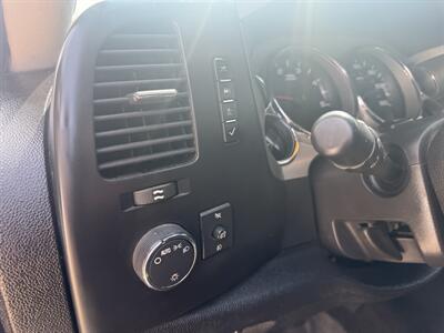 2007 Chevrolet Silverado 2500 LT Truck 2dr Regular Cab   - Photo 14 - Shirley, IN 47384