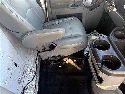 2014 Ford E-350 SD   - Photo 10 - Shirley, IN 47384