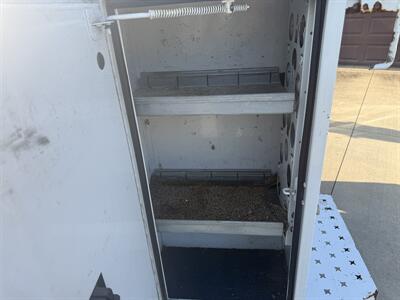 2014 Ford E-350 SD   - Photo 19 - Shirley, IN 47384