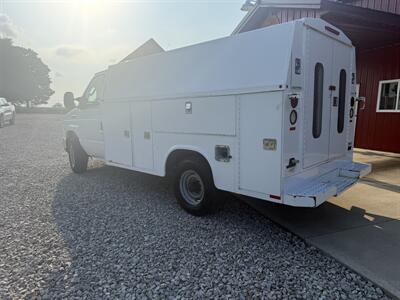 2014 Ford E-350 SD   - Photo 17 - Shirley, IN 47384