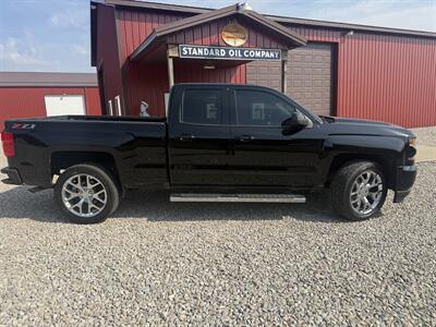 2018 Chevrolet Silverado 1500 LT Z71   - Photo 4 - Shirley, IN 47384