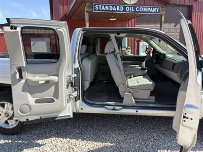 2012 Chevrolet Silverado 1500 LT - Photo 9 - Shirley, IN 47384