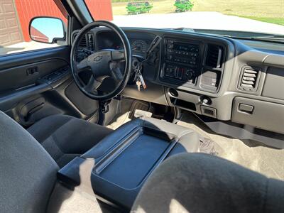 2006 Chevrolet Silverado 2500 LT   - Photo 23 - Maxwell, IN 46154