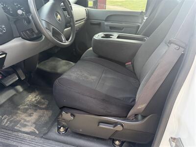 2011 Chevrolet Silverado 1500 Work Truck   - Photo 16 - Shirley, IN 47384