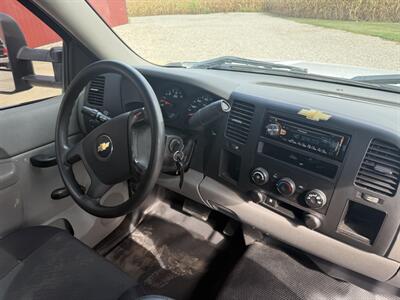 2011 Chevrolet Silverado 1500 Work Truck   - Photo 15 - Shirley, IN 47384
