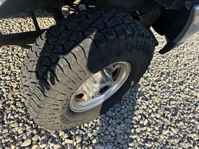 2003 Ford F-350 Super Duty XL 4dr Crew Cab XL   - Photo 8 - Shirley, IN 47384