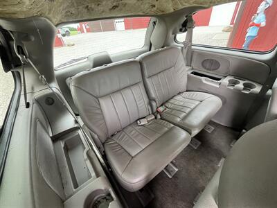 2001 Chrysler Town and Country LXi - Photo 7 - Shirley, IN 47384