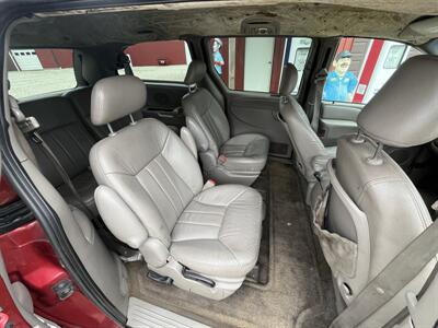 2001 Chrysler Town and Country LXi - Photo 6 - Shirley, IN 47384