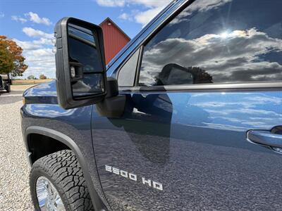 2021 Chevrolet Silverado 2500 LT   - Photo 35 - Shirley, IN 47384