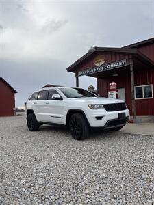 2017 Jeep Grand Cherokee Limited   - Photo 1 - Shirley, IN 47384