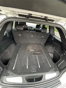 2017 Jeep Grand Cherokee Limited   - Photo 8 - Shirley, IN 47384