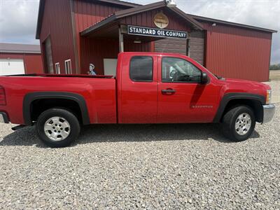 2013 Chevrolet Silverado 1500 LT - Photo 2 - Shirley, IN 47384