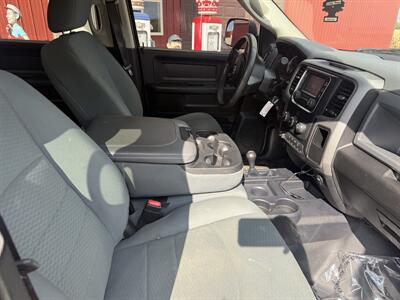 2016 RAM 2500 Tradesman   - Photo 16 - Shirley, IN 47384