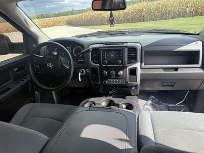 2016 RAM 2500 Tradesman   - Photo 18 - Shirley, IN 47384