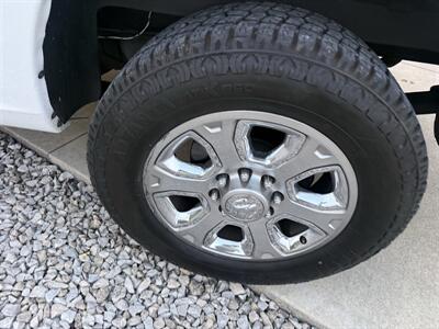 2013 RAM 2500 SLT - Photo 23 - Shirley, IN 47384