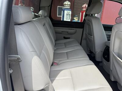2007 Chevrolet Silverado 1500 Work Truck Work Truck 4dr Crew Cab   - Photo 15 - Maxwell, IN 46154