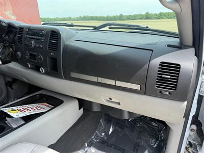 2007 Chevrolet Silverado 1500 Work Truck Work Truck 4dr Crew Cab   - Photo 24 - Maxwell, IN 46154