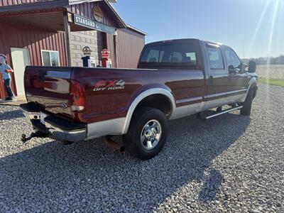 2005 Ford F-250 Super Duty XL 4dr Crew Cab XL   - Photo 3 - Shirley, IN 47384