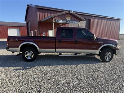 2005 Ford F-250 Super Duty XL 4dr Crew Cab XL   - Photo 2 - Shirley, IN 47384