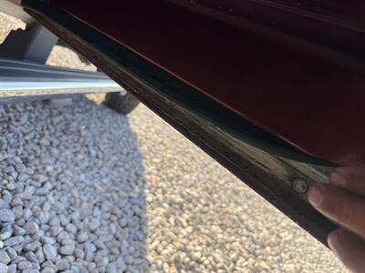 2005 Ford F-250 Super Duty XL 4dr Crew Cab XL   - Photo 5 - Shirley, IN 47384