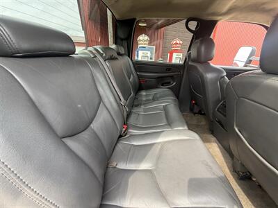 2007 Chevrolet Silverado 2500HD Classic Work Truck   - Photo 18 - Shirley, IN 47384