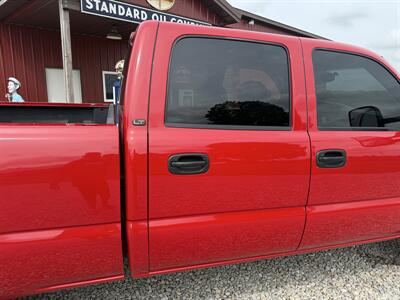 2007 Chevrolet Silverado 2500HD Classic Work Truck   - Photo 14 - Shirley, IN 47384